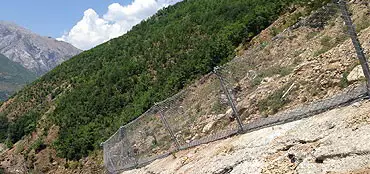 Shallow landslide barrier SL